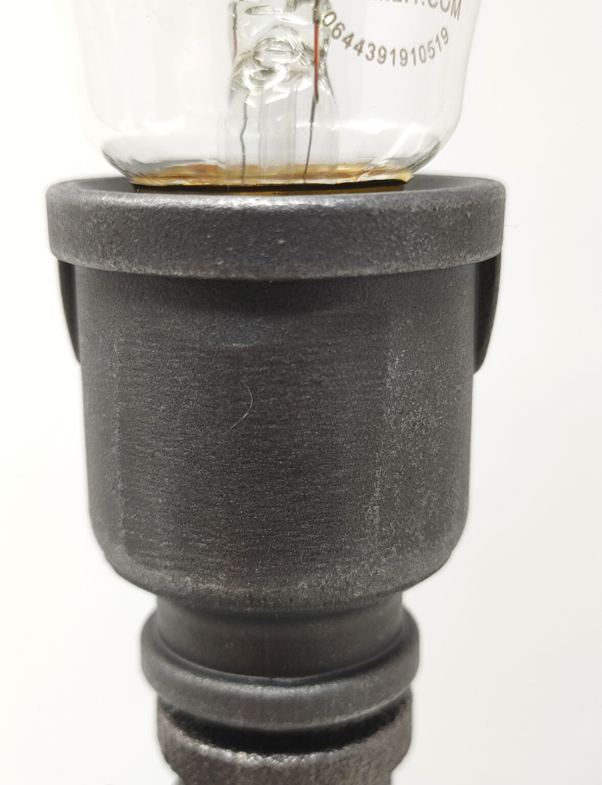 Iron Pipe Lamp Socket That fits 1/2 inch Iron Pipe (NPT) – SteamLit